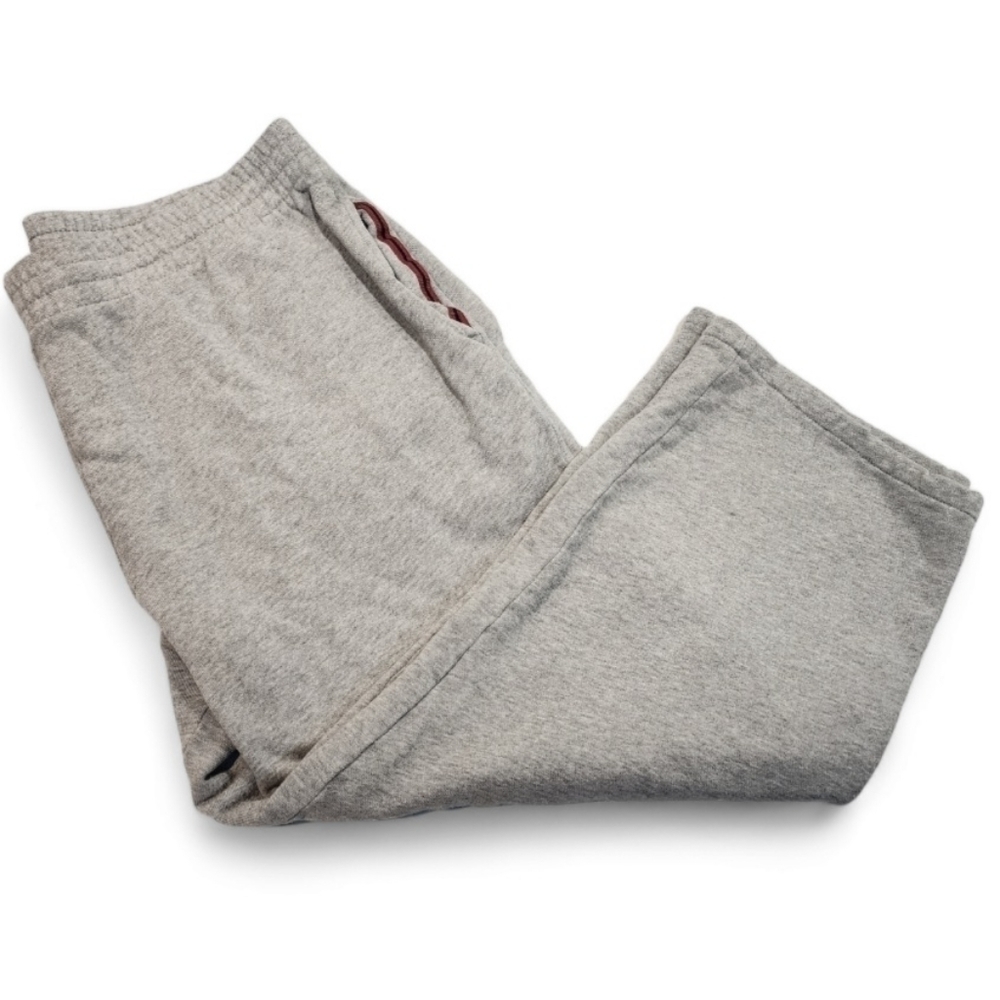 Bossini straight leg capri / crop pants joggers sweatpants